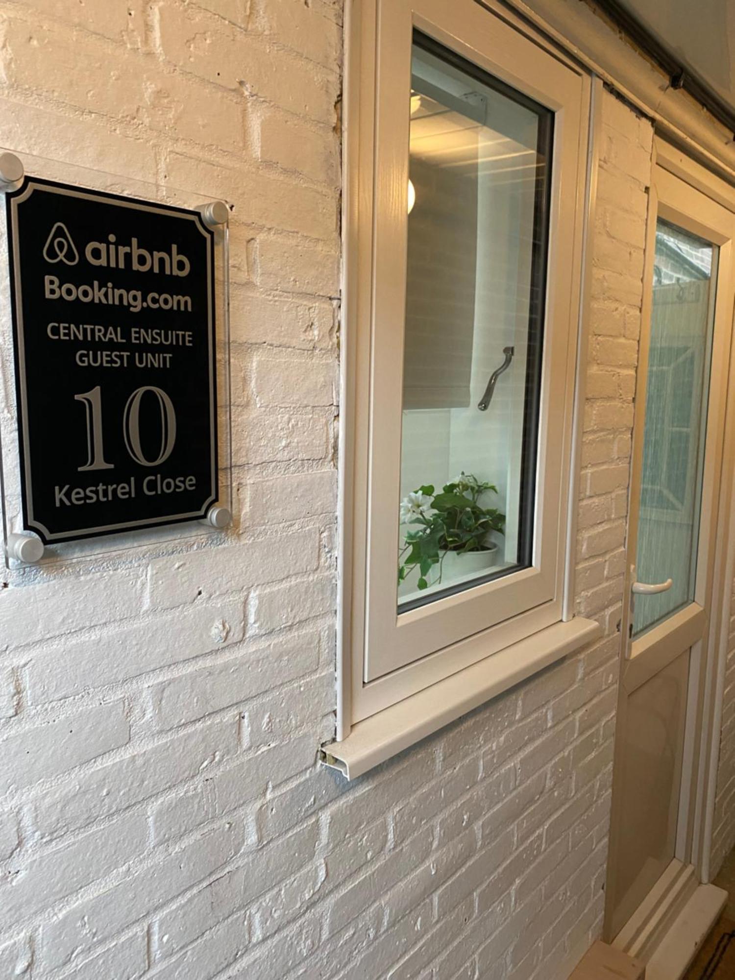 Central Ensuite Guest Unit With Ac And Free On-Street Parking Hove Buitenkant foto